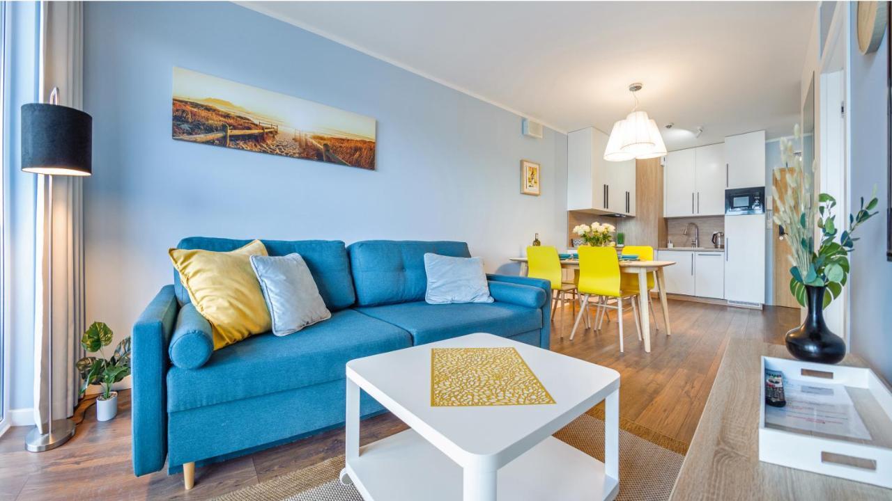 Apartament Blekitna Laguna Z Basenem - Ul Kasprowicza 20A - Holiday City Kołobrzeg Exteriör bild