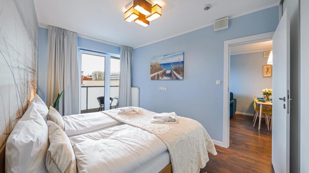 Apartament Blekitna Laguna Z Basenem - Ul Kasprowicza 20A - Holiday City Kołobrzeg Exteriör bild