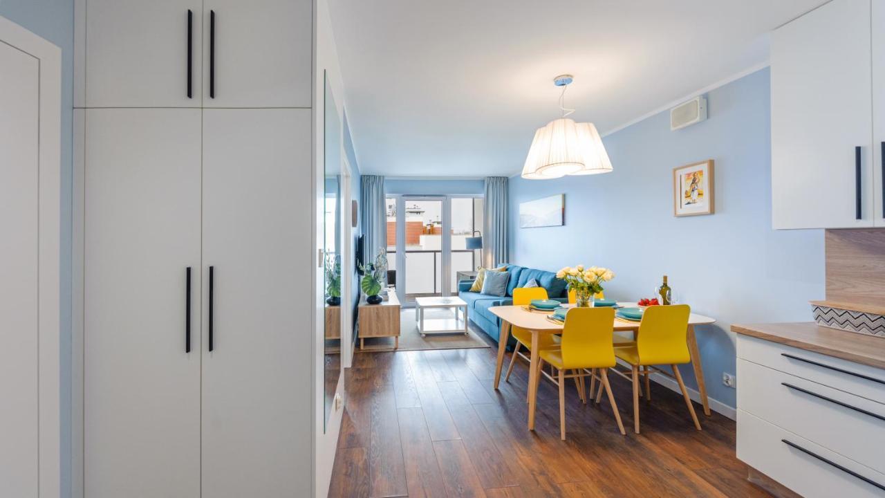 Apartament Blekitna Laguna Z Basenem - Ul Kasprowicza 20A - Holiday City Kołobrzeg Exteriör bild